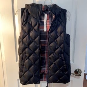 Hooded Lululemon vest